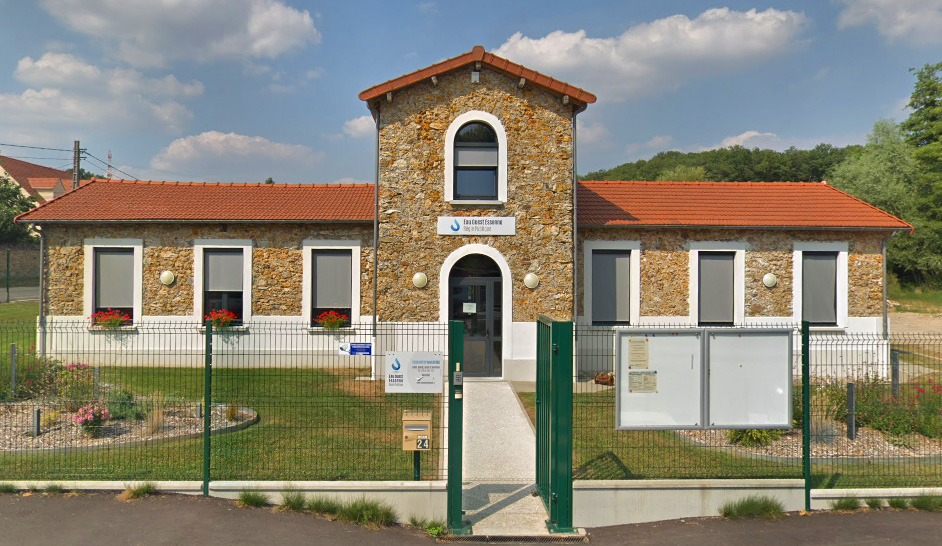 Façade locaux Eau Ouest Essonne